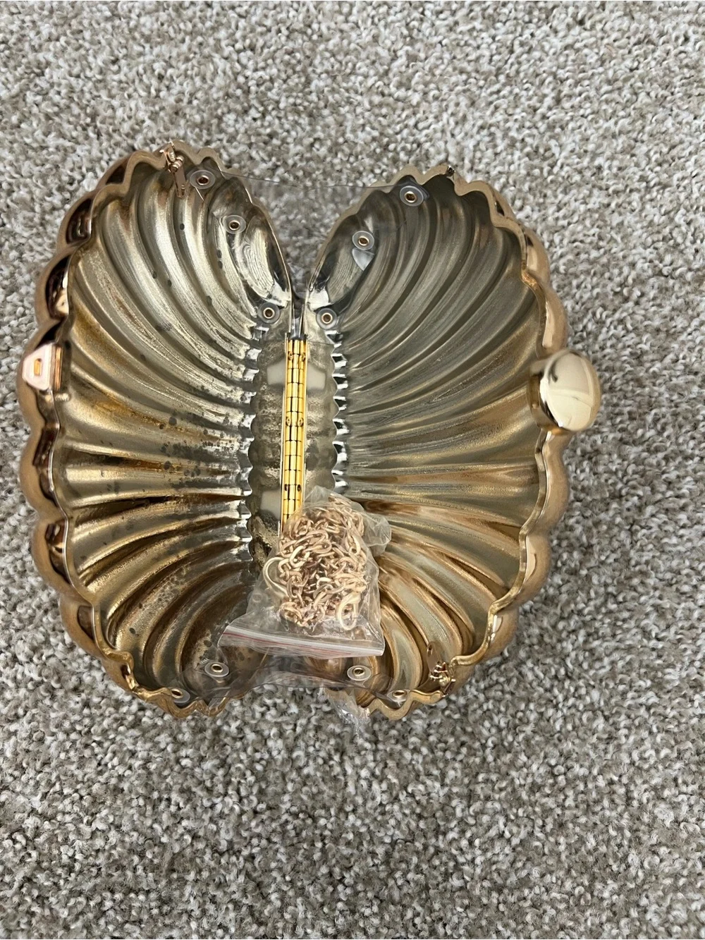 Gold Shell Clutch Bag - Elegant Metallic Evening Bag